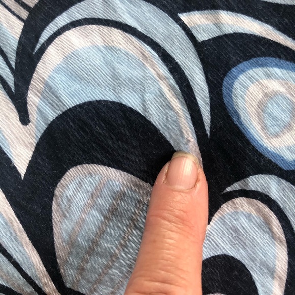 Dress Barn Top Longer Flower Power Top - Picture 4 of 6